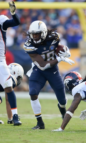 Chargers suspend contract extension talks with RB Gordon